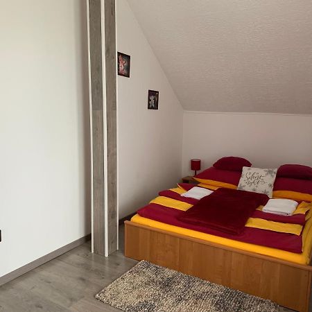 בלטונללה Nagcsalados Rozsa Apartman מראה חיצוני תמונה