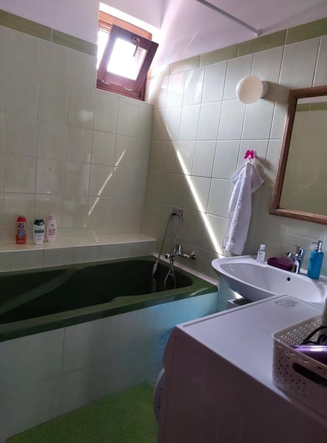 בלטונללה Nagcsalados Rozsa Apartman מראה חיצוני תמונה